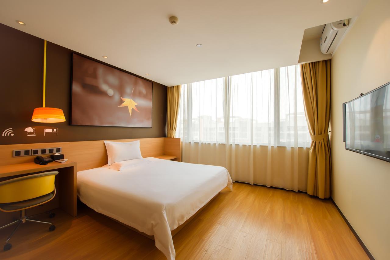 Iu Hotel Suzhou Mudu Old Town Kaima Square Esterno foto
